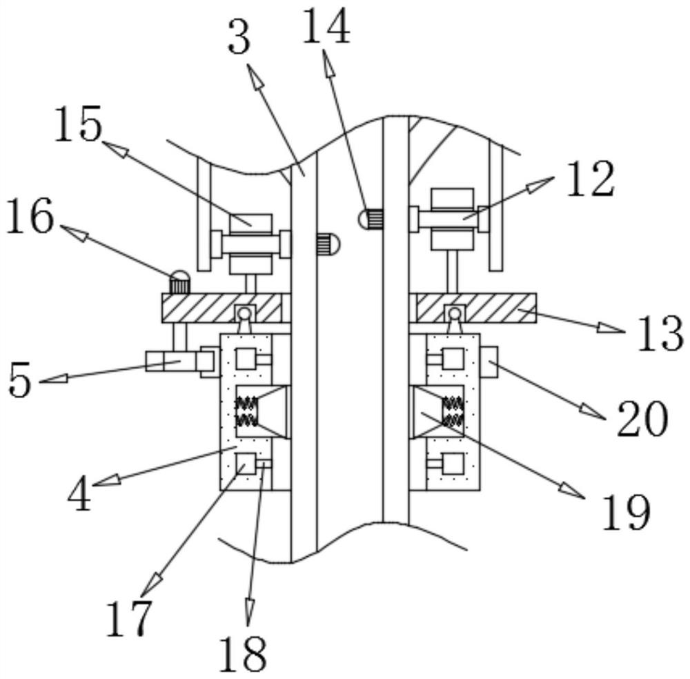 Solar street lamp with self-cleaning function