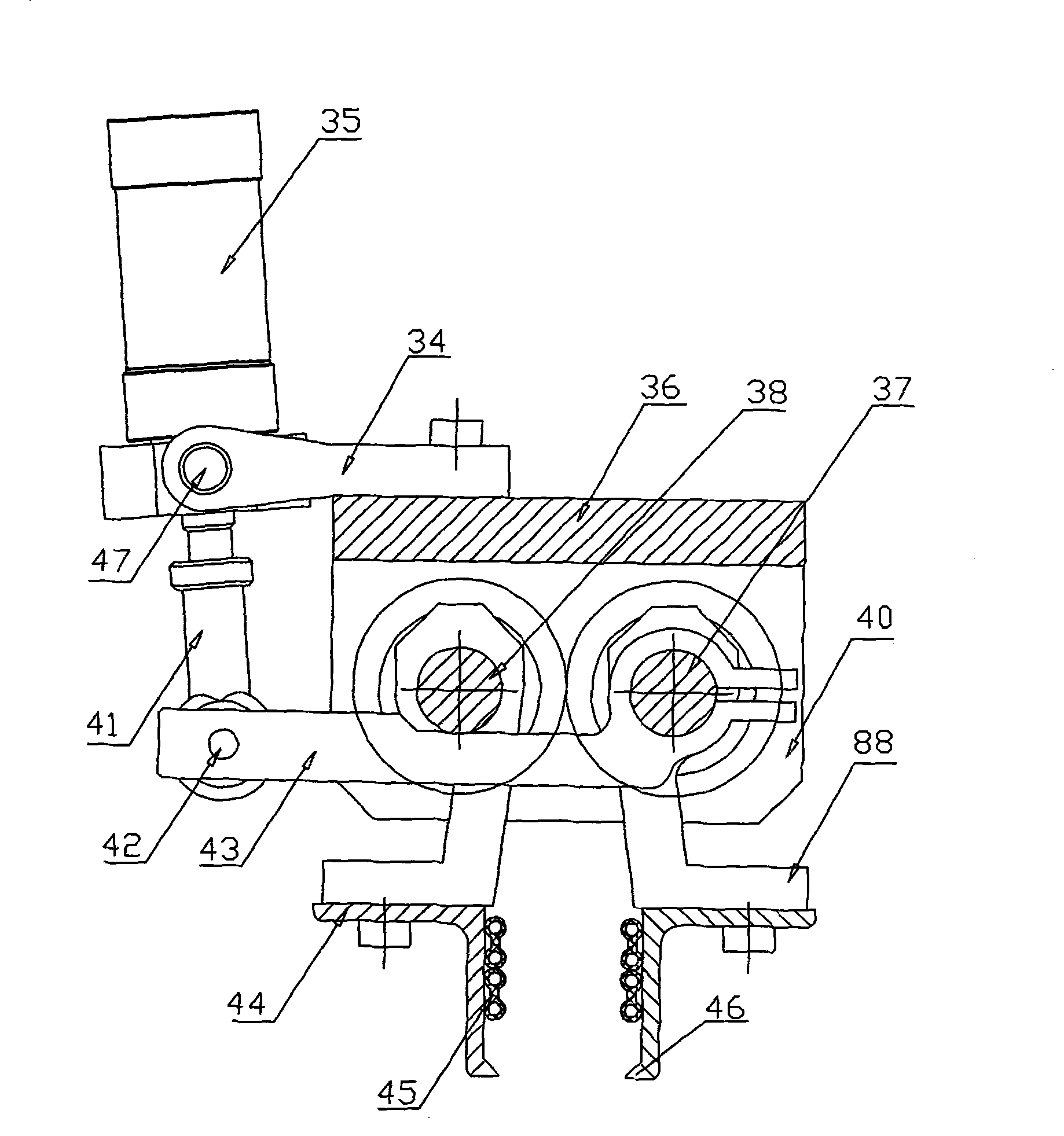 Automatic collecting and arranging machine for plastic soft bottle