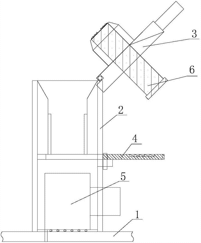 Plastic beverage bottle recycling device