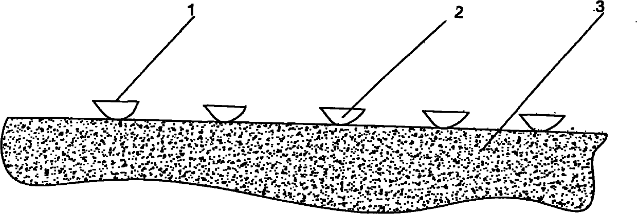 Paddy field tillage-free planting device for covering sliced potatoes with straws