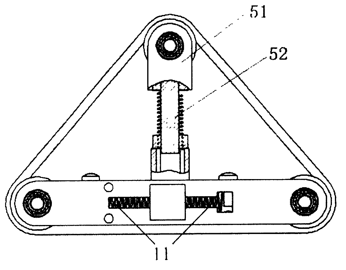 Sole structure of crawler-type bionic wall-climbing robot and motion method thereof