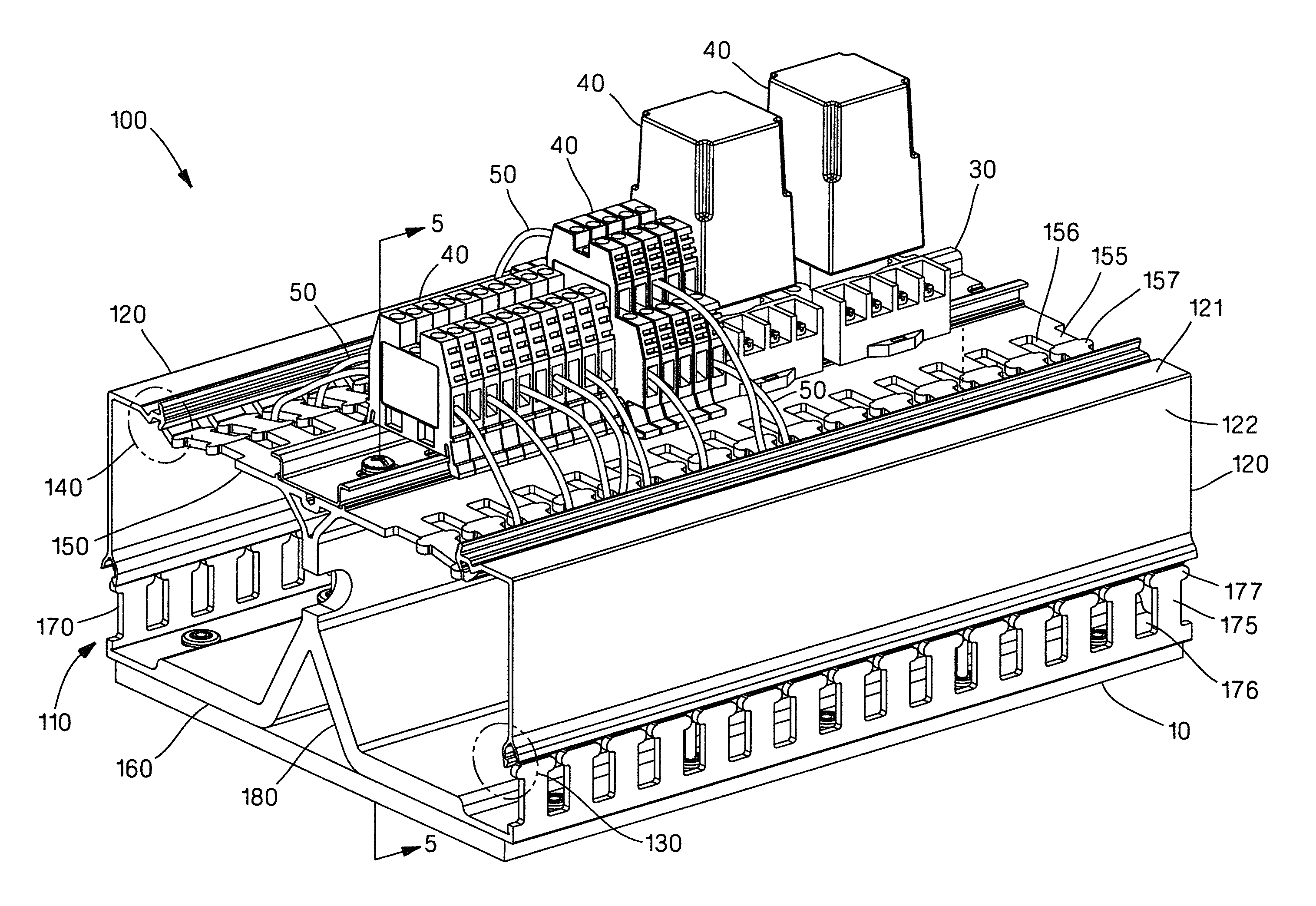 Rail wiring duct