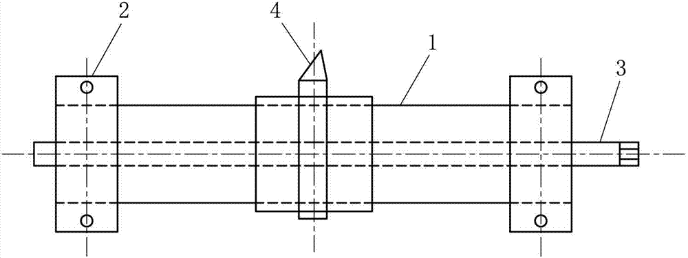 Online turning electric transverse feeding device for four-roll crusher