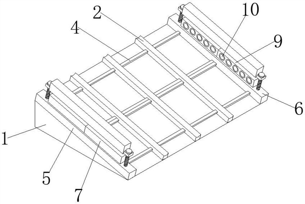 Snow-proof solar photovoltaic panel