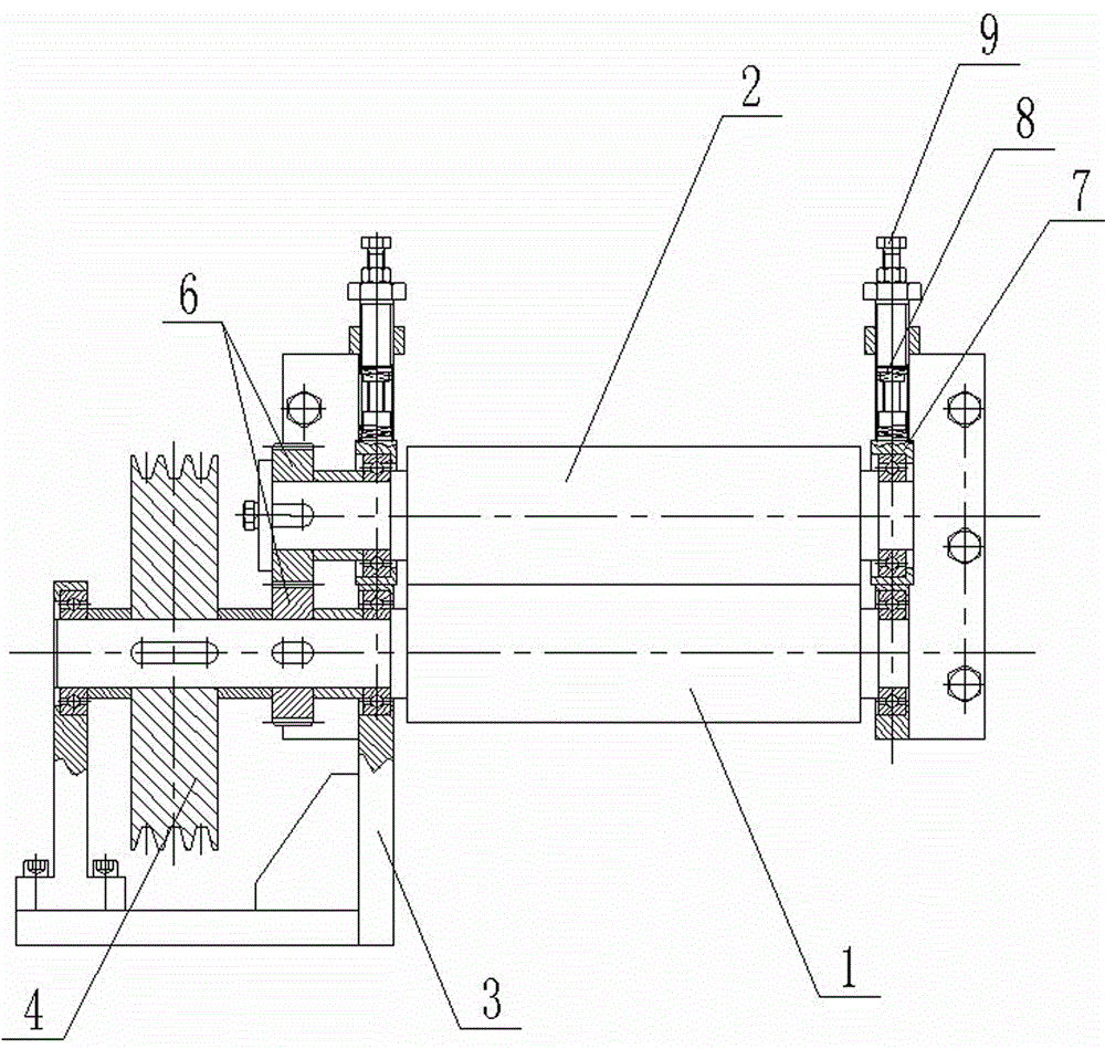 Slipping and continuous feeding device for high speed perforating machine