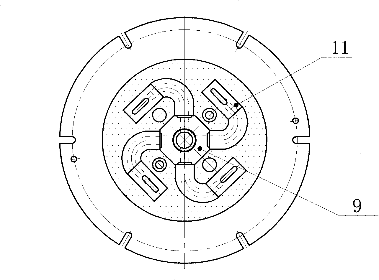 Method for manufacturing crushing wall or rolling mortar wall pouring system of cone crusher during sand-coated casting of inner/outer metal molds