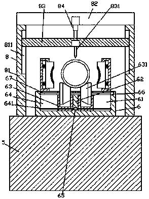 Perforating device applicable to steel tubes of different sizes