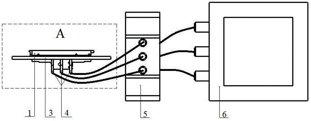 Device and method for rapidly detecting optical grating auxiliary gap at high precision