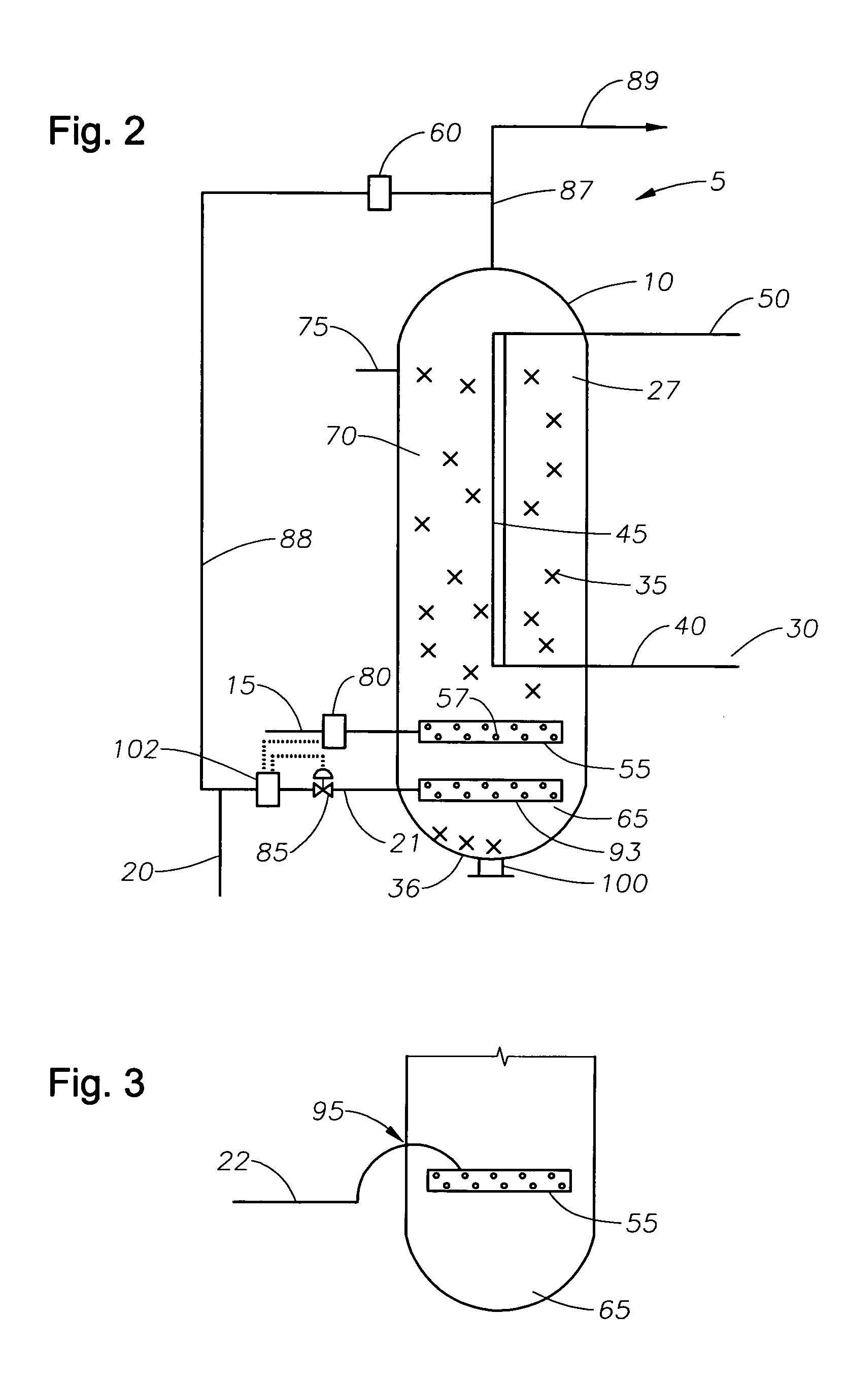 Prevention of and recovering from a catalyst bed slumping in a gas-agitated multiphase reactor