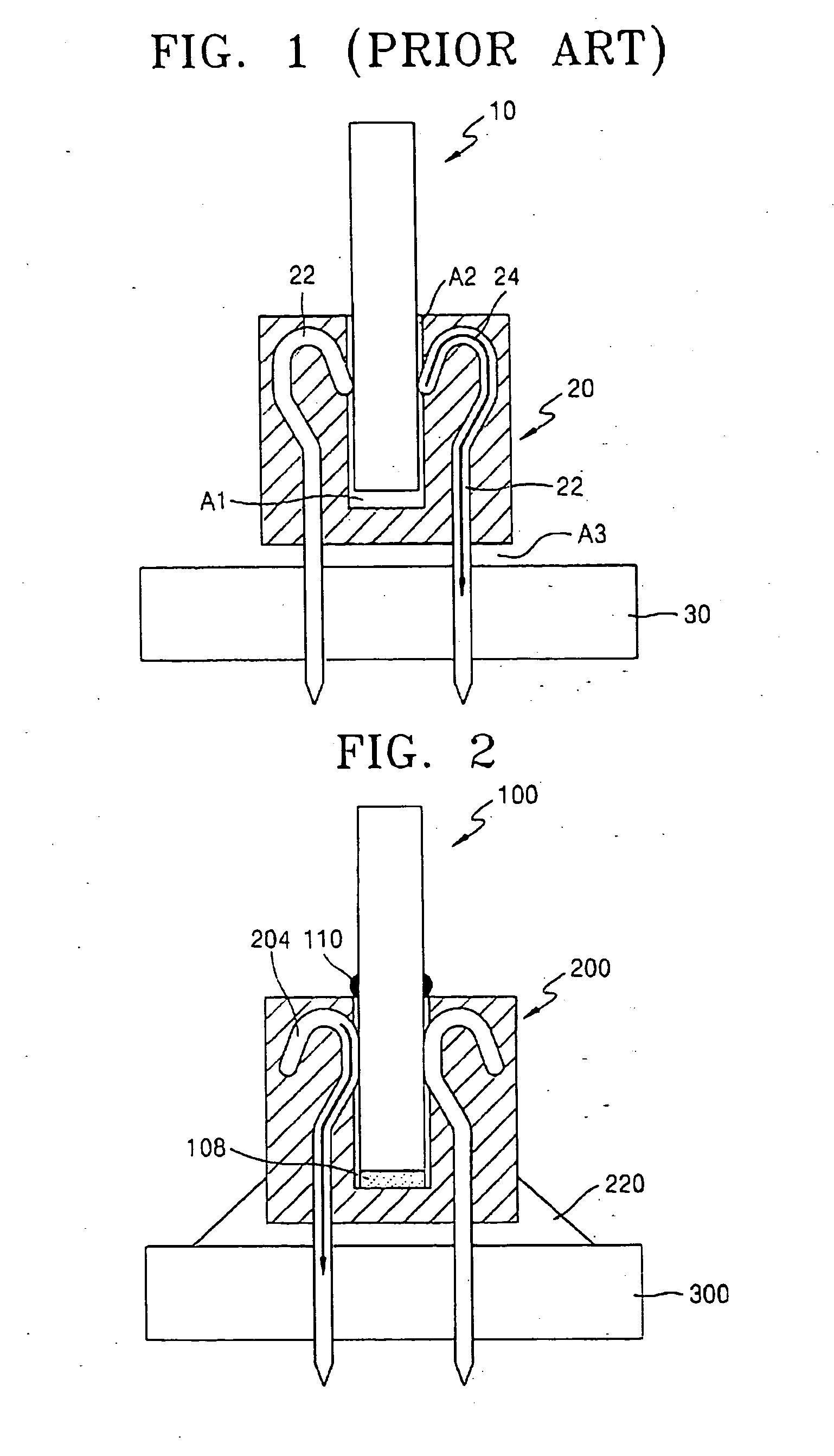 Memory module, socket and mounting method providing improved heat dissipating characteristics