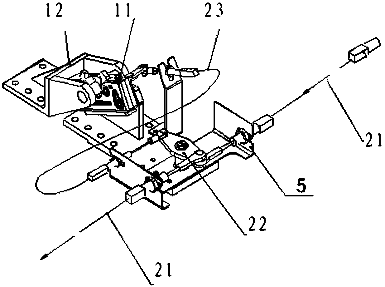 Cabin cover serial locking mechanism and cabin cover system