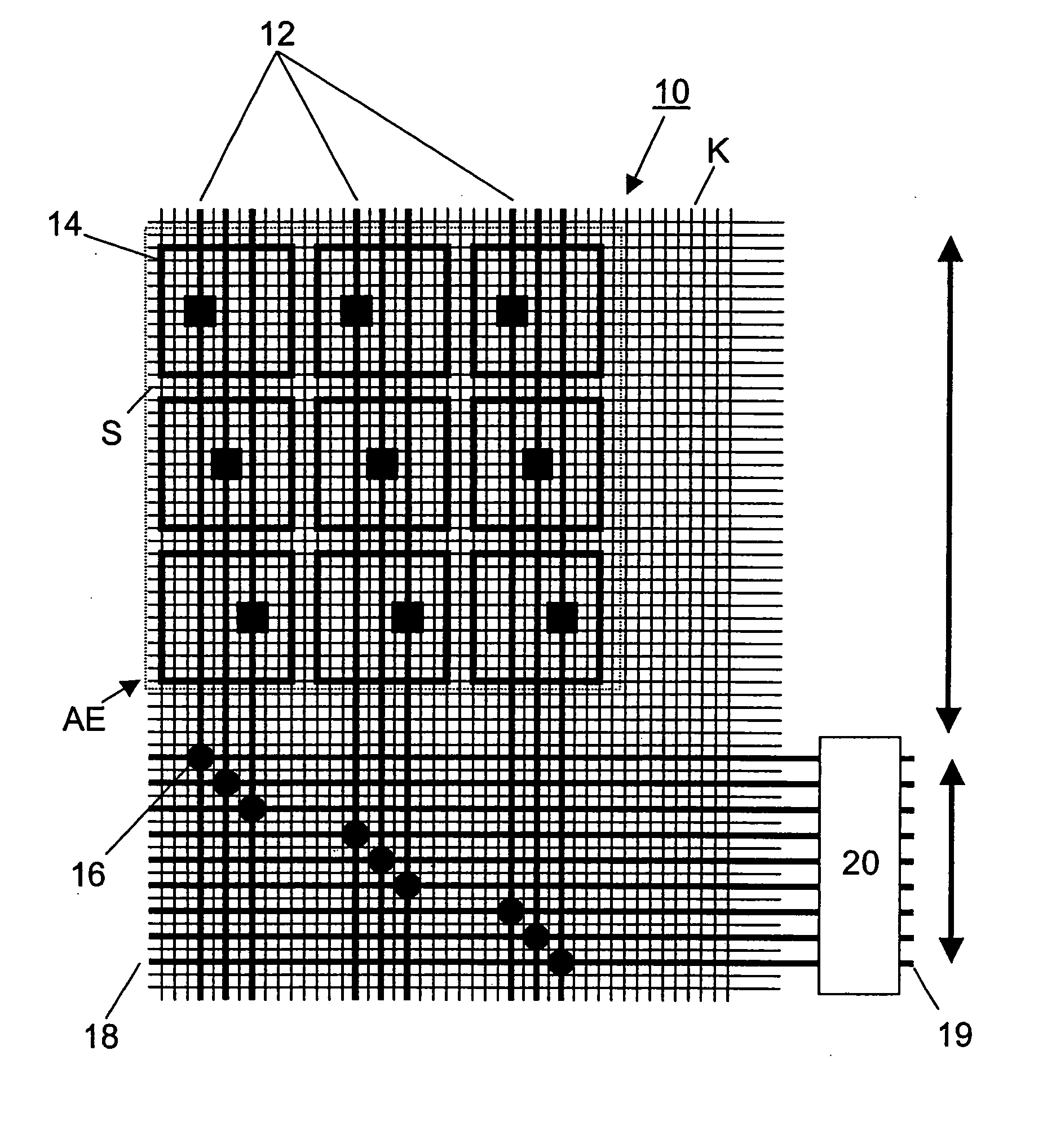 Keypad in textiles with capacitive read-out circuit