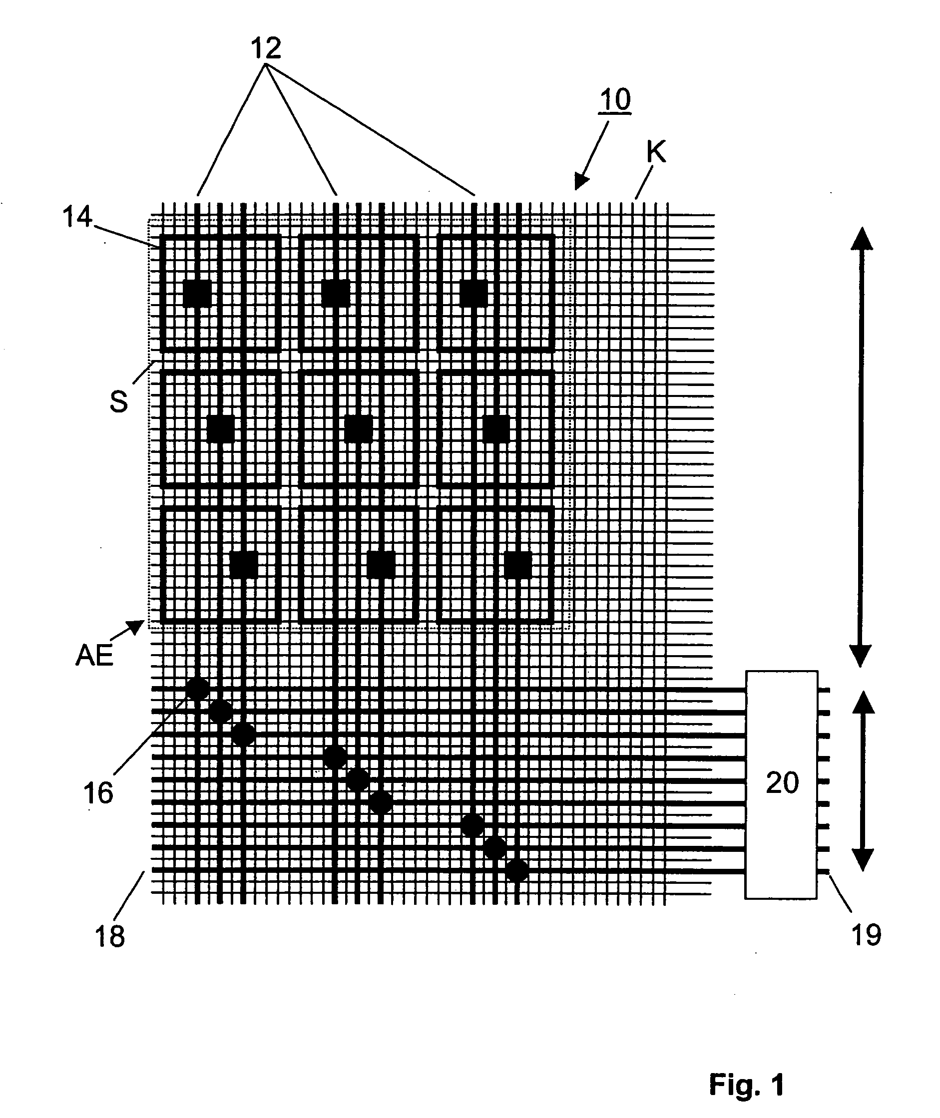 Keypad in textiles with capacitive read-out circuit