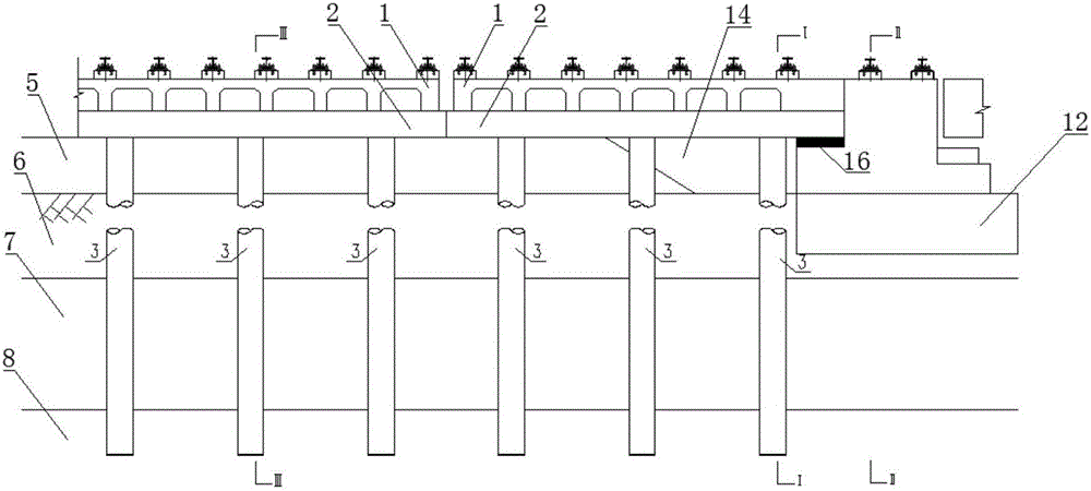 Medium-low speed maglev single-line filling section independent pier stud type rail bearing beam transition section structure