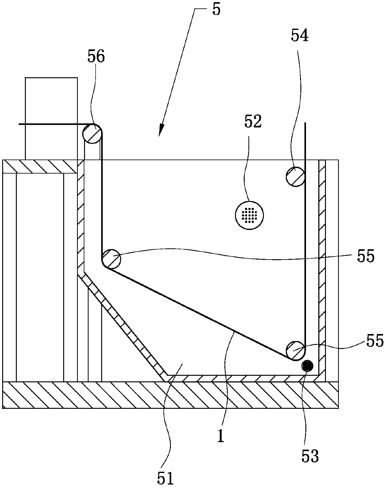 Manufacturing device and manufacturing method of engineering plastic drainage plate