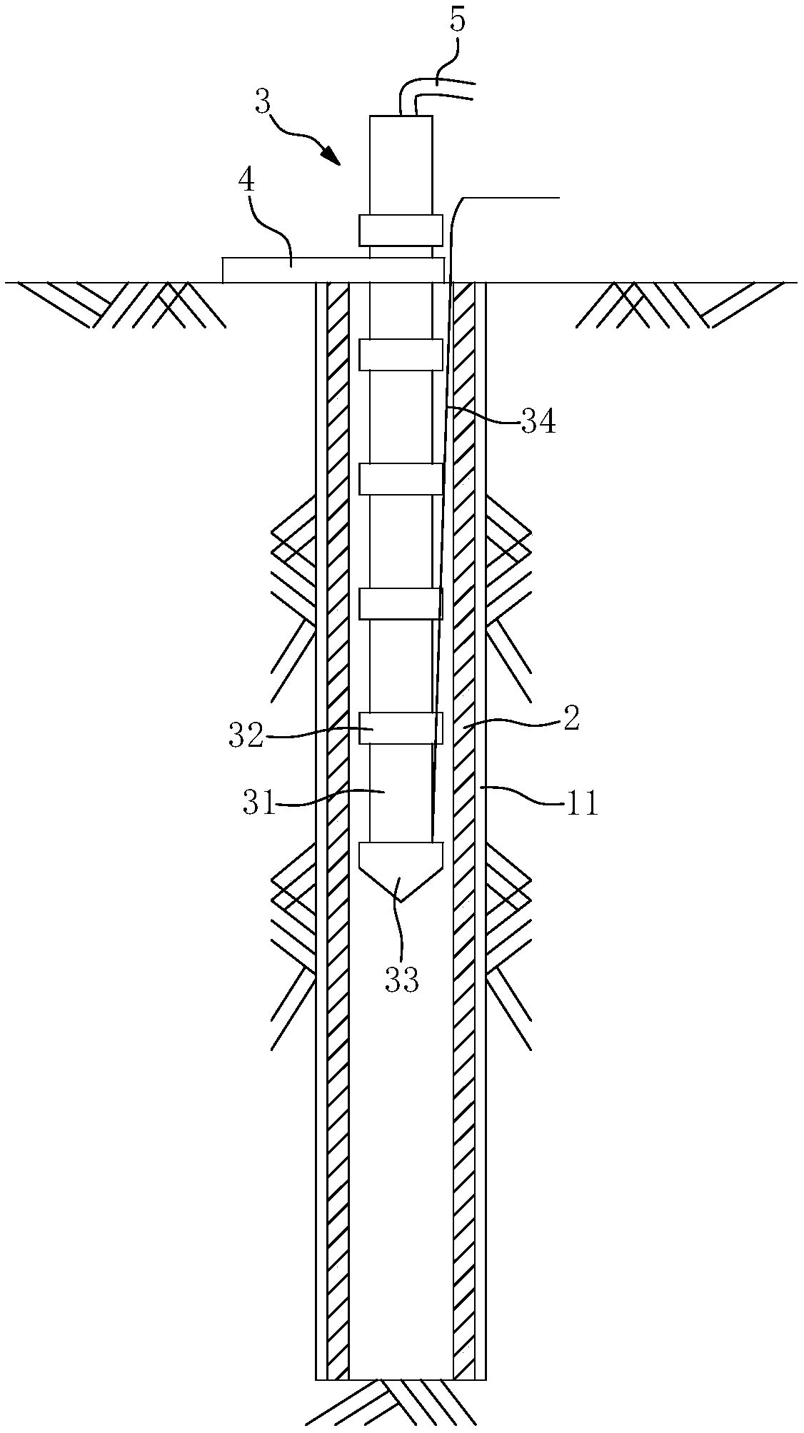 Embedding method of inclinometer casing in formation containing silty fine sand