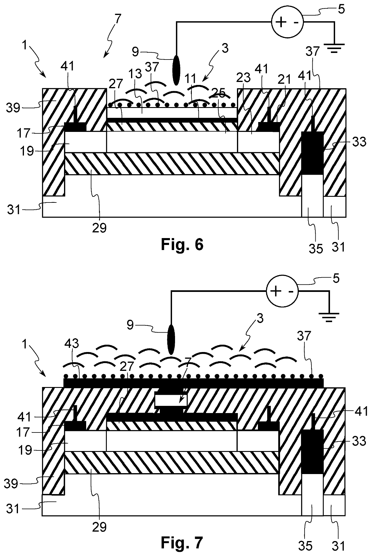 Negative capacitance semiconductor sensor