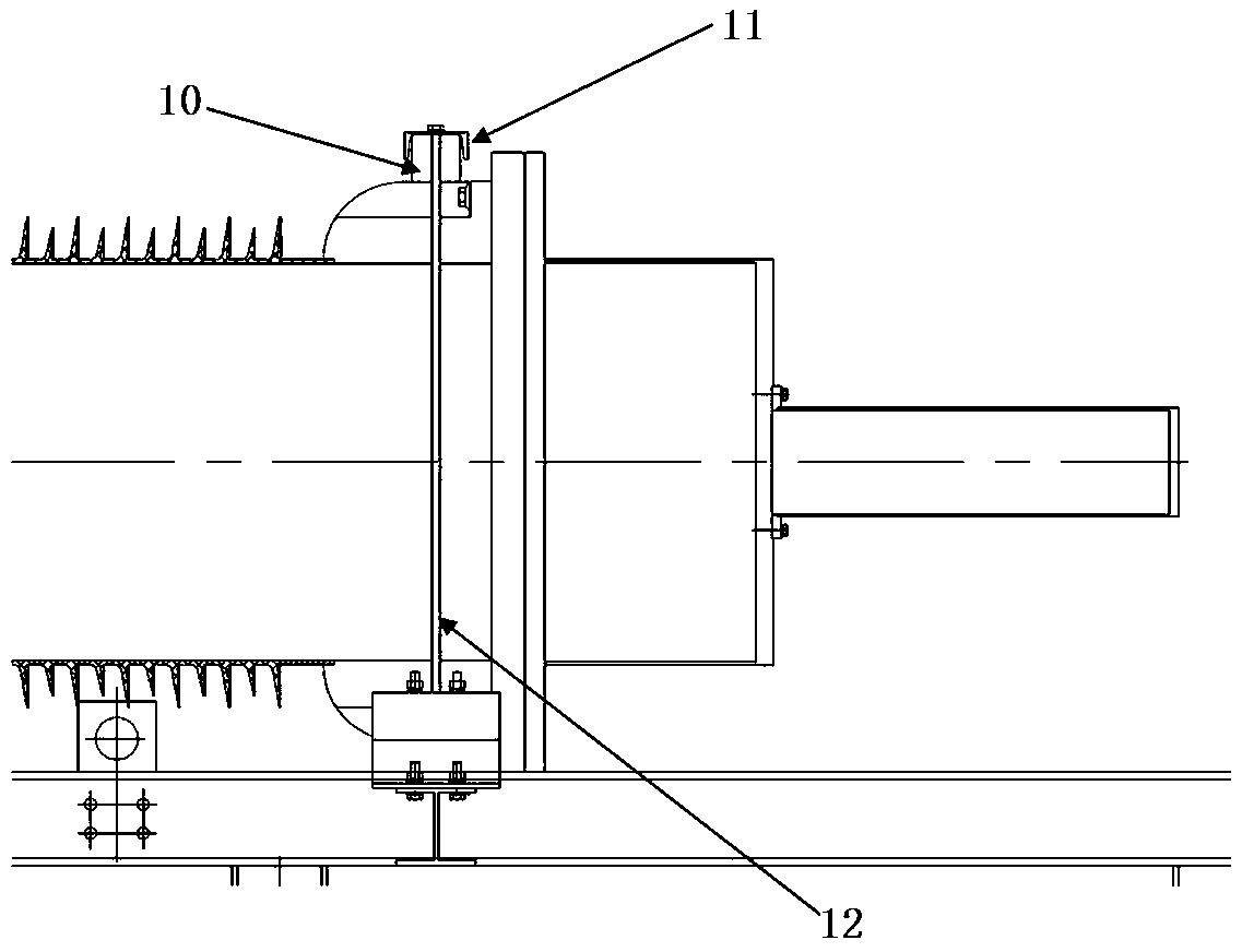 A silicone rubber casing transport bracket