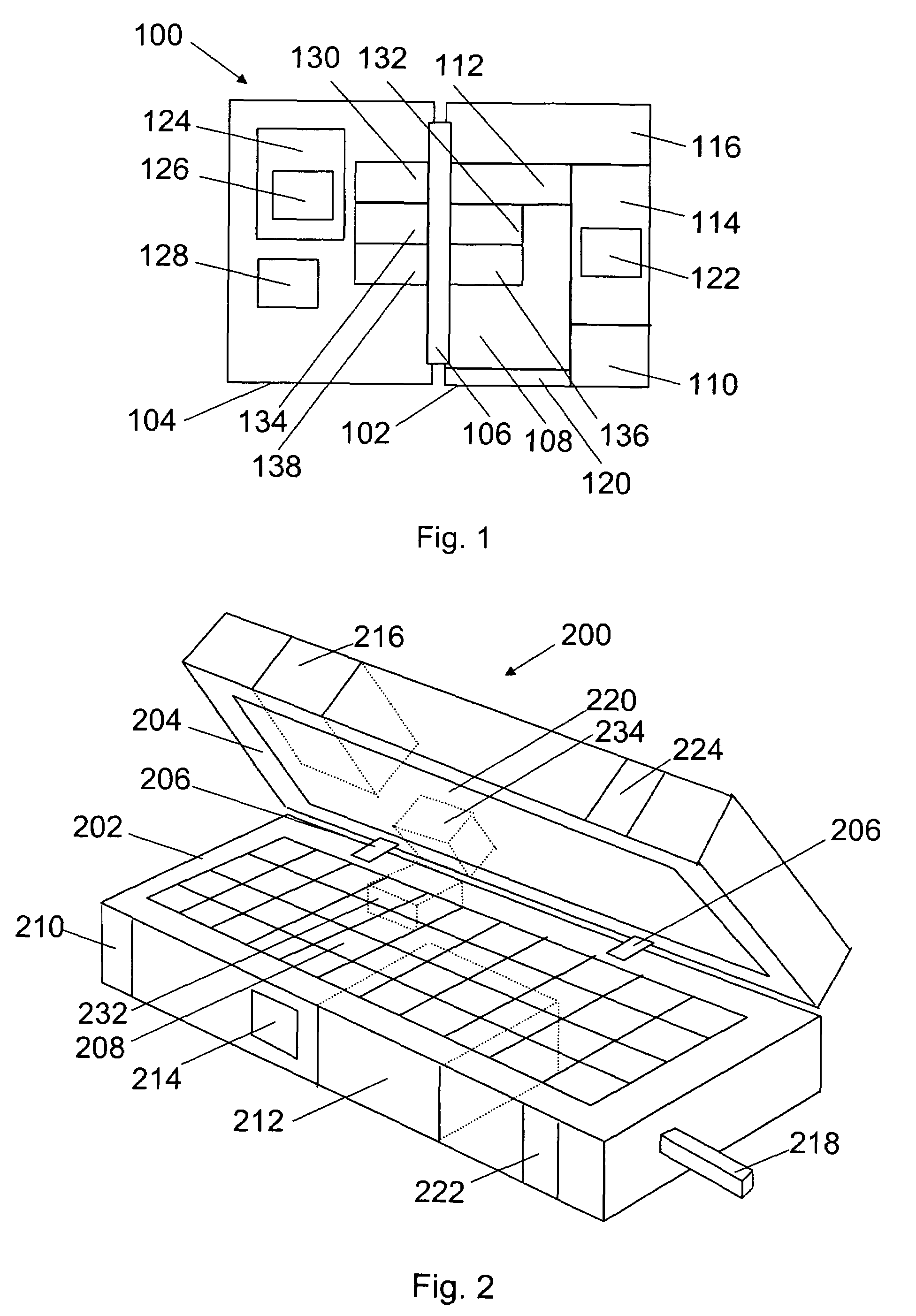 Electronic device and method for managing power distribution therein