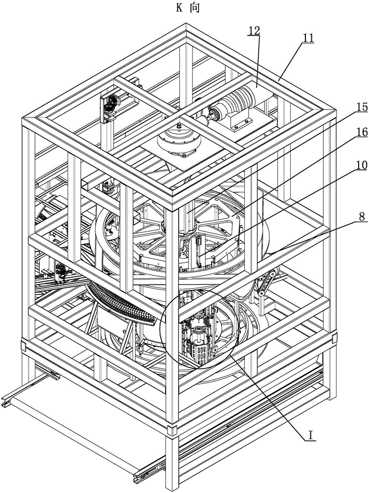 A method of centrifugal fresh corn husk water blowing and rubber roller peeling