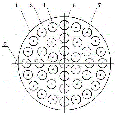 Easily absorbing and sucking cupping device with scraping function