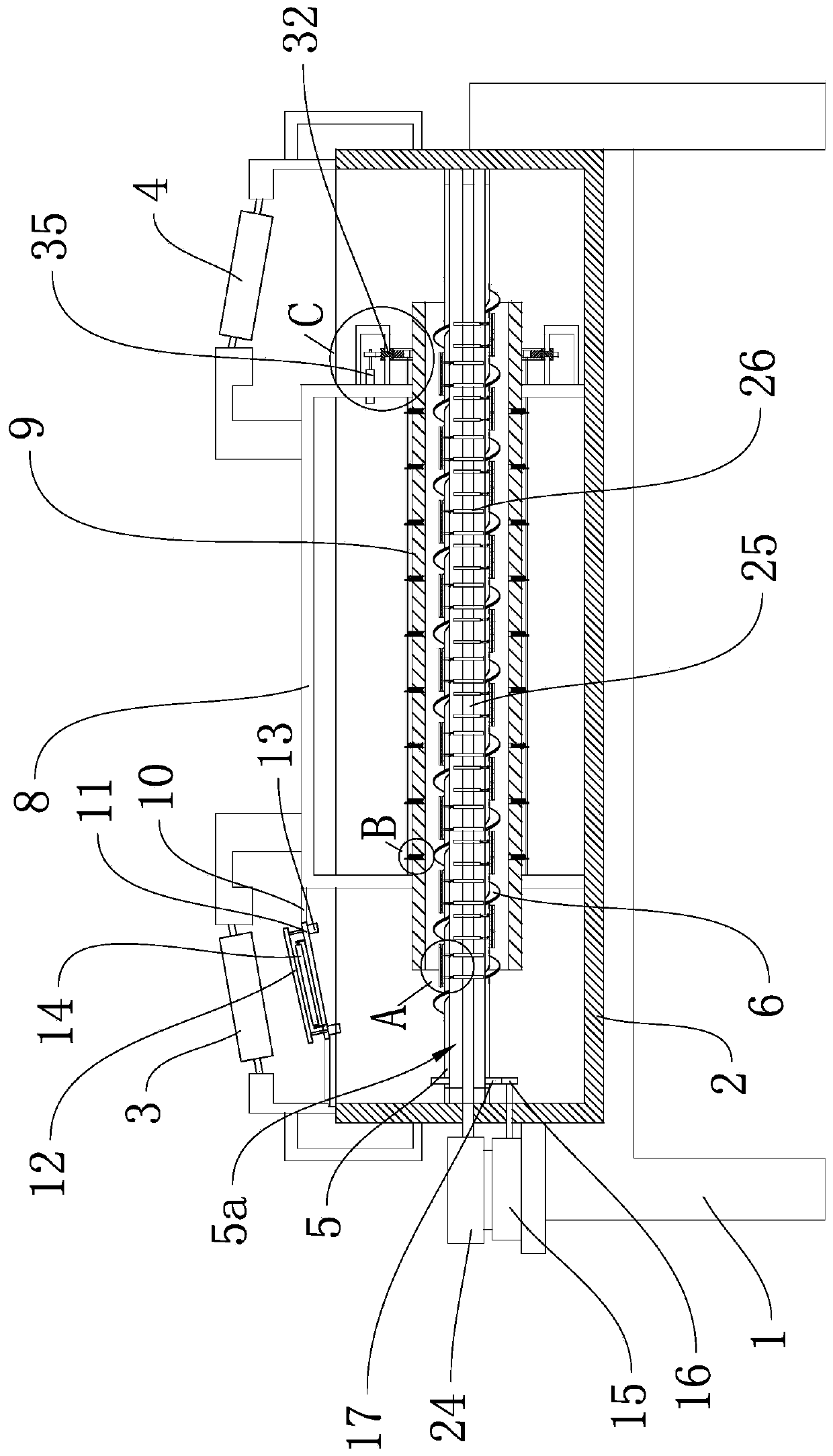 High-efficiency fabric dyeing device