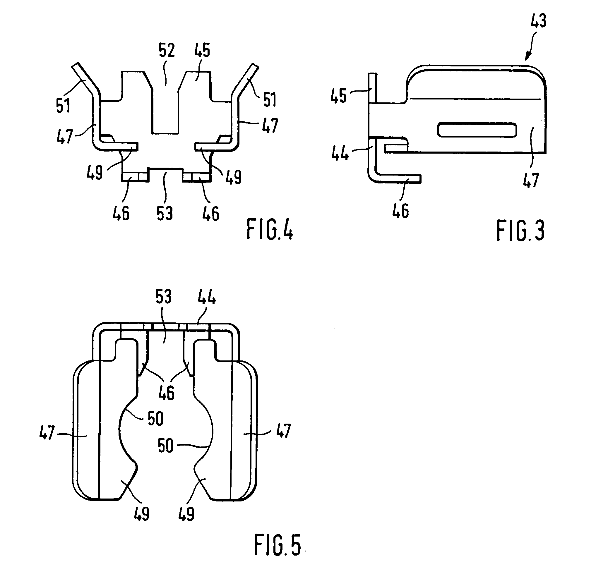 Connection by means of a retaining clip of two elements of a fuel supply system of an internal combustion engine that are coaxially disposed one behind the other