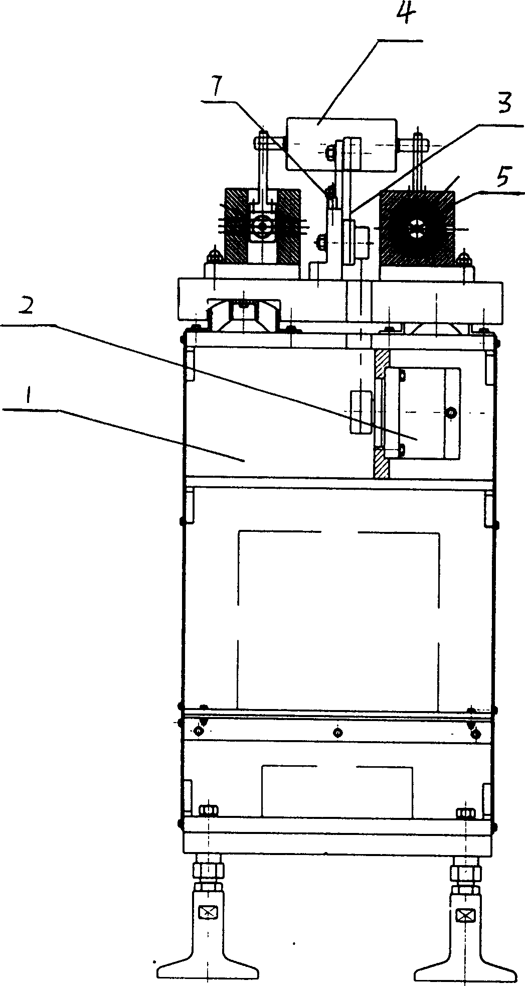 Dynamic balance measuring instrument