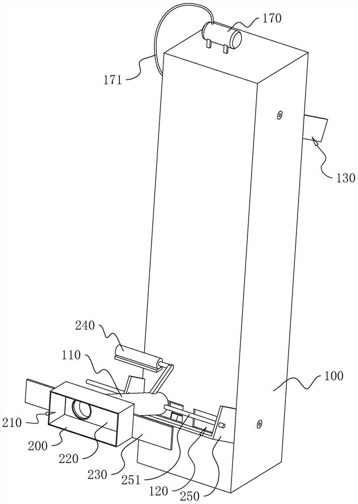 Bucket elevator for concrete batching