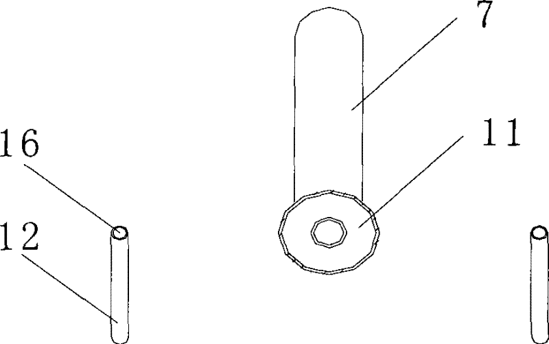 Fuel step adding apparatus of glass melter total oxygen combustion