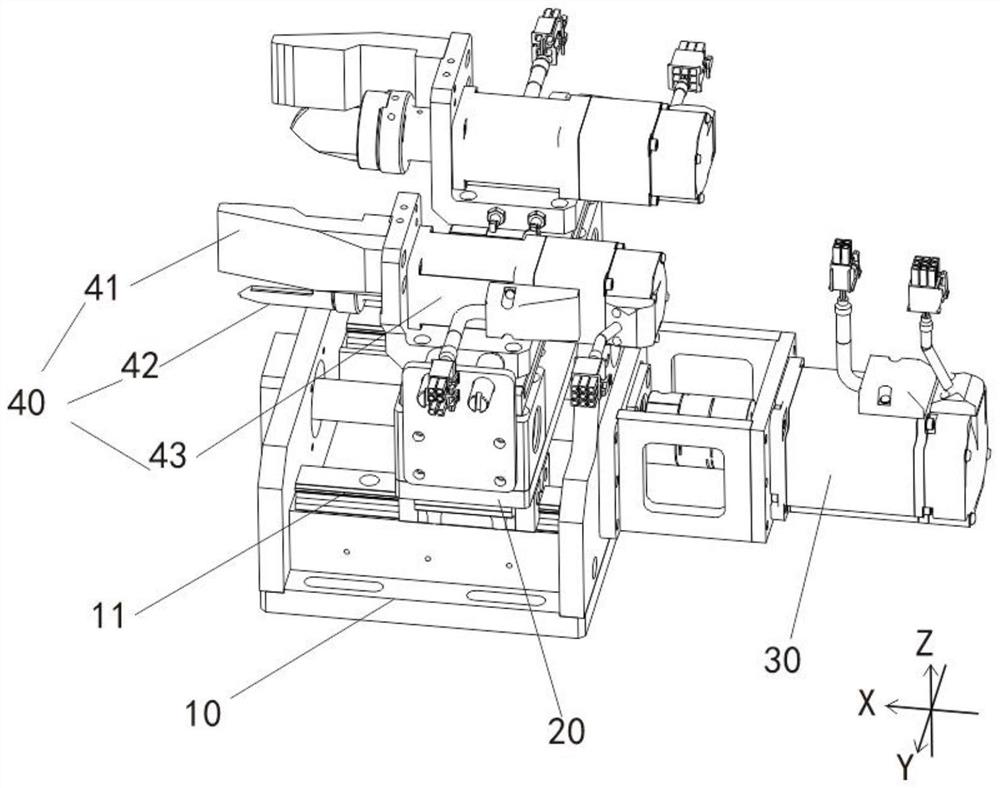 An automatic sticker forming device for curved corner packaging boxes and its application method