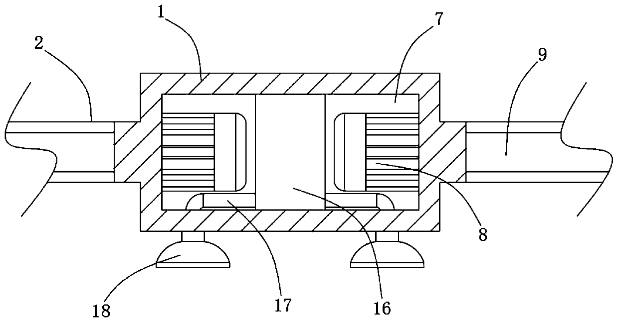 Safe automatic grabbing tool for stamping parts