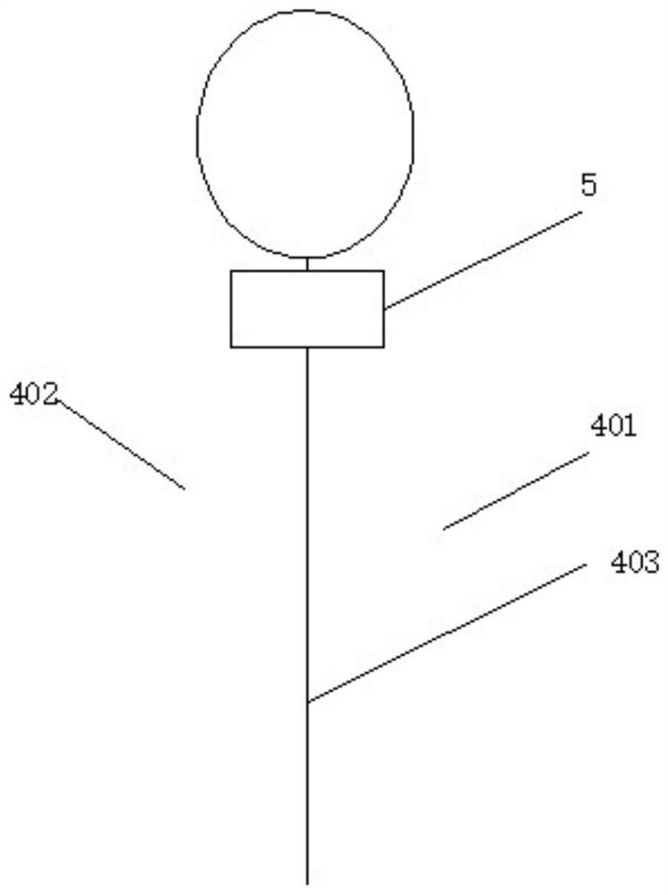 Garment with ventilating underarm structure and production method thereof