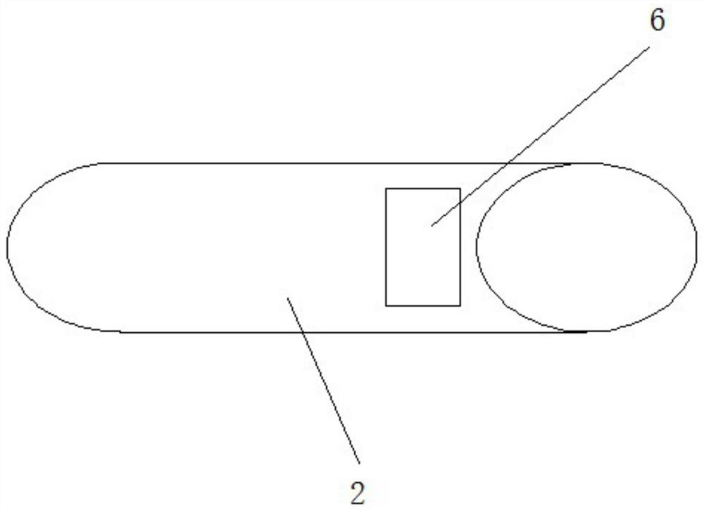 Garment with ventilating underarm structure and production method thereof