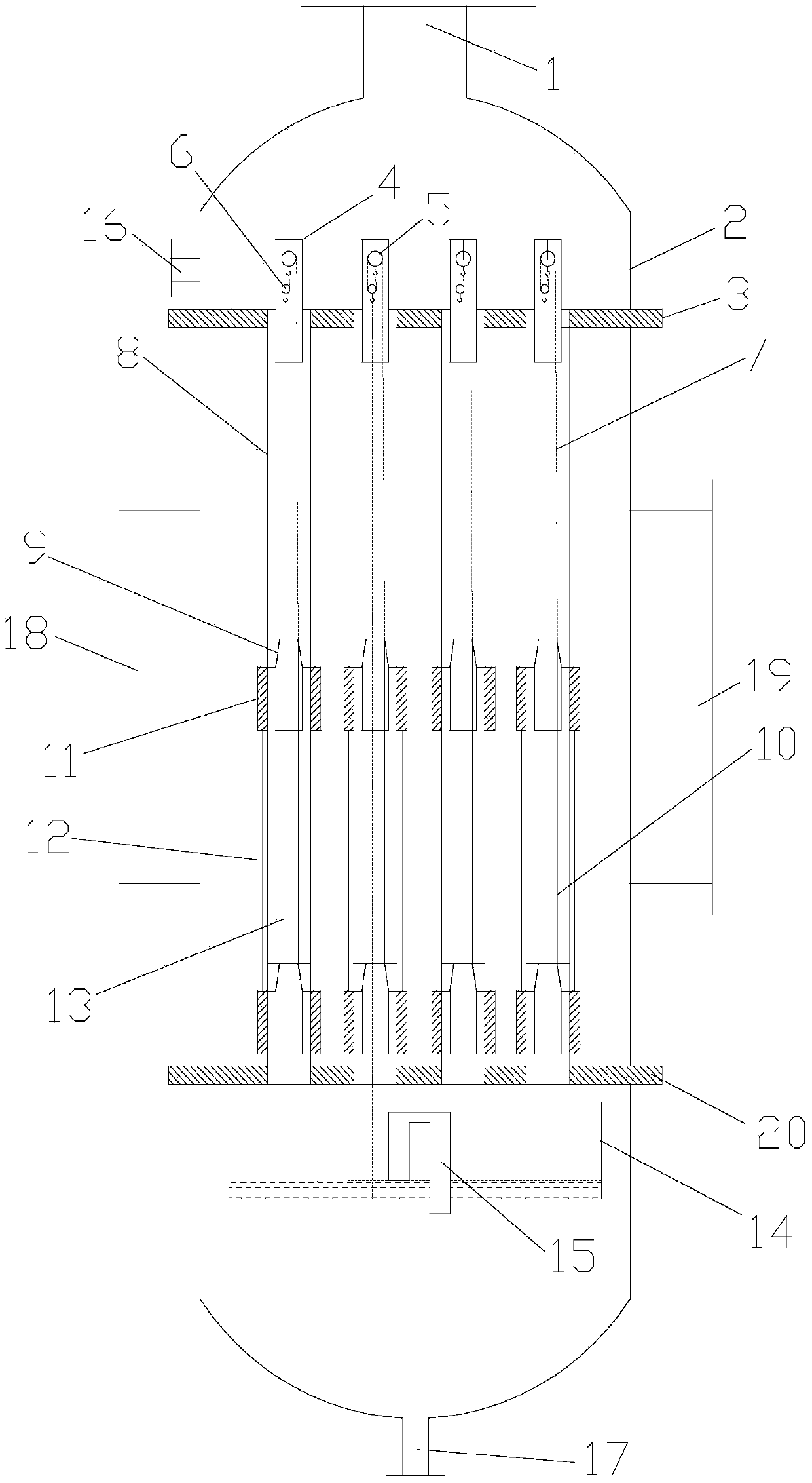 Inter-pipe redistributed film generation device capable of automatically cleaning away smoke dirt outside pipe