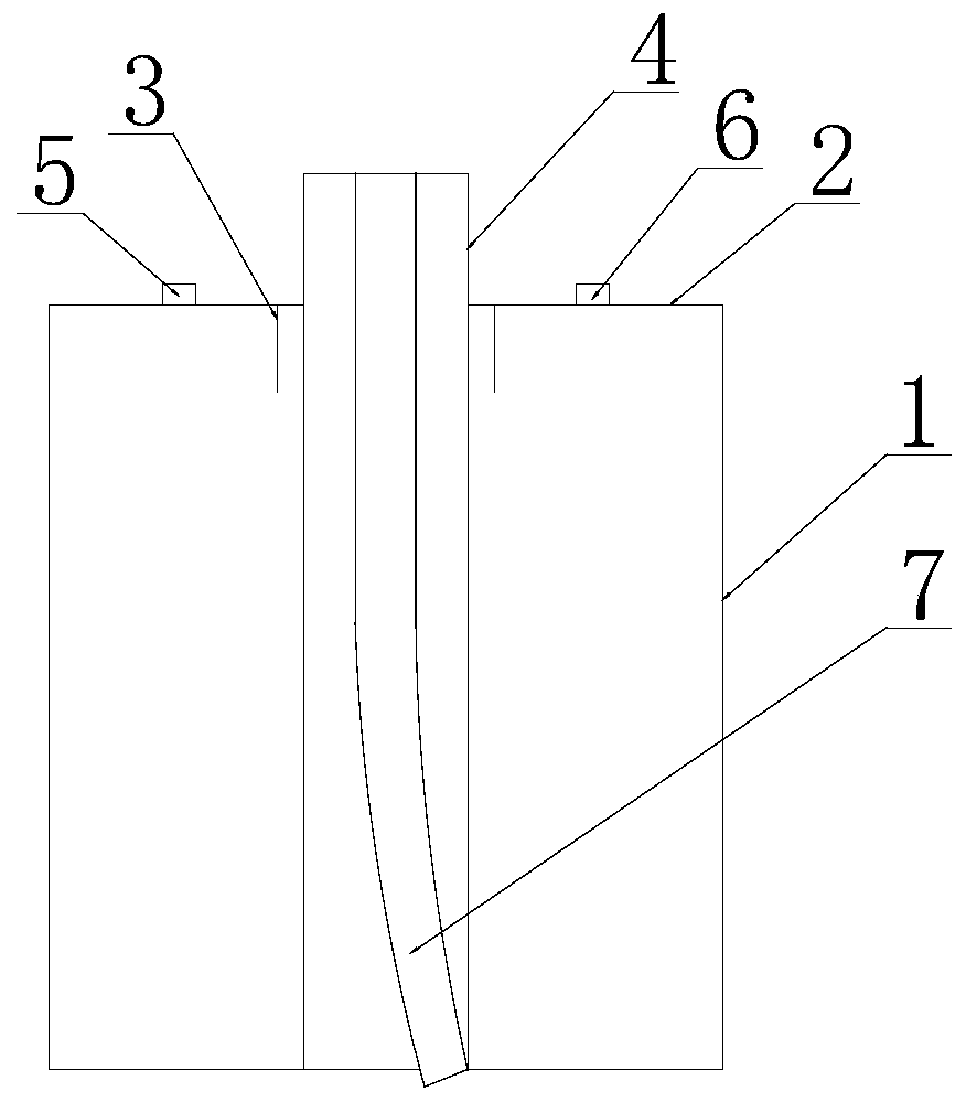 Suction anchor applied to deepwater and shallow drilling engineering and mounting method thereof