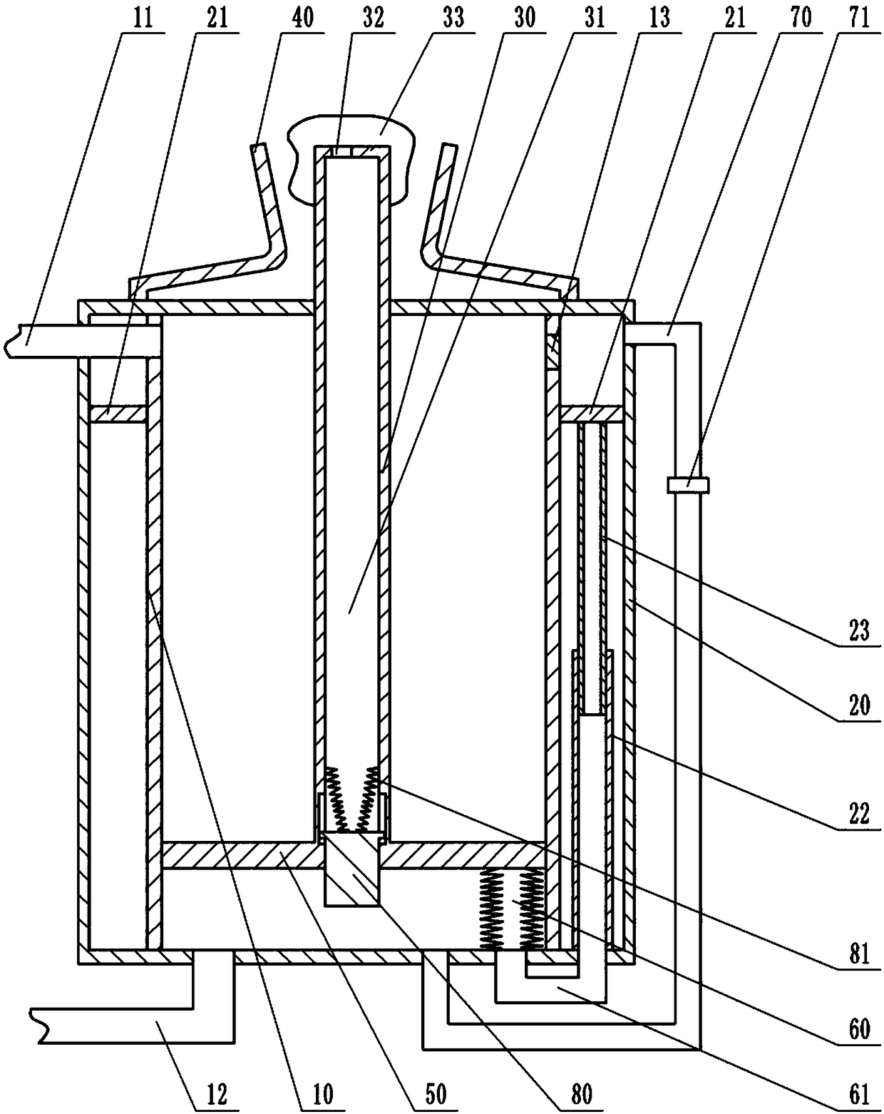 Hydraulic cylinder for discharging device