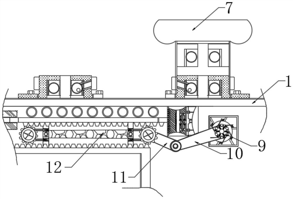 Intelligent manufacturing equipment for avoiding raw material blockage and pollution of asphalt material channel