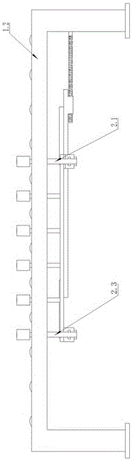 Board centering conveying mechanism