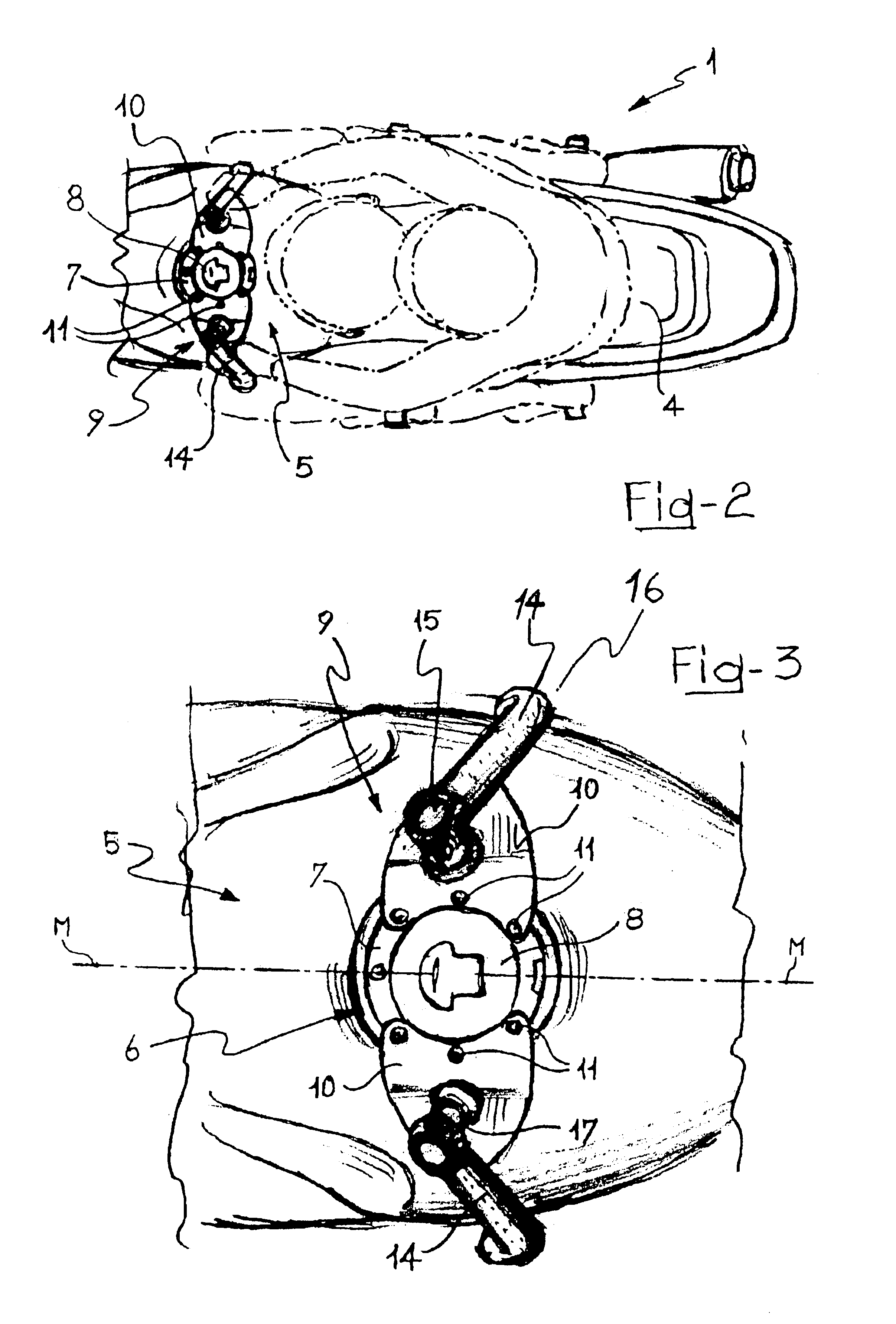 Motorcycle with handgrip for the passenger