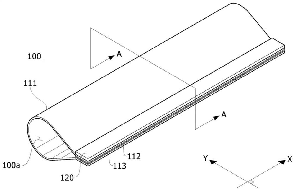 Heat insulating pad and insulating door device having same