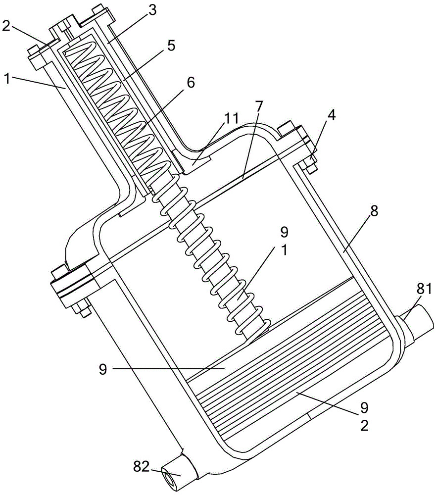 Refrigerant storage device and refrigeration system with refrigerant storage device