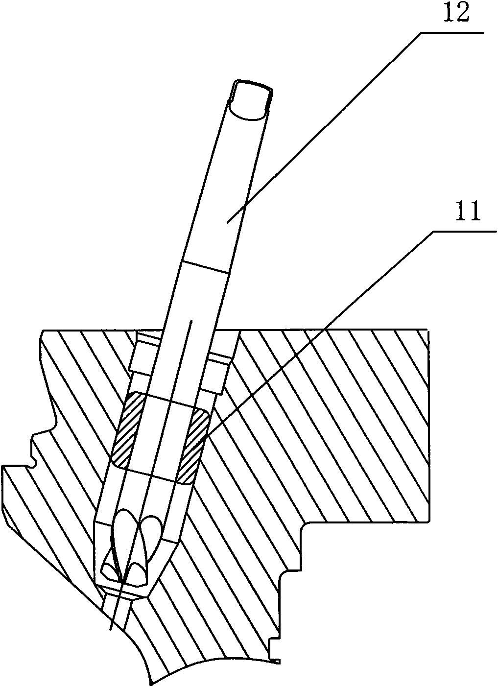 Processing method of fuel valve hole of marine diesel engine cylinder cover