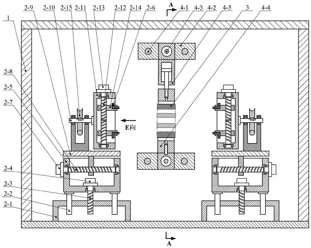 A double-sided grease injection machine for bearings and a grease injection method thereof