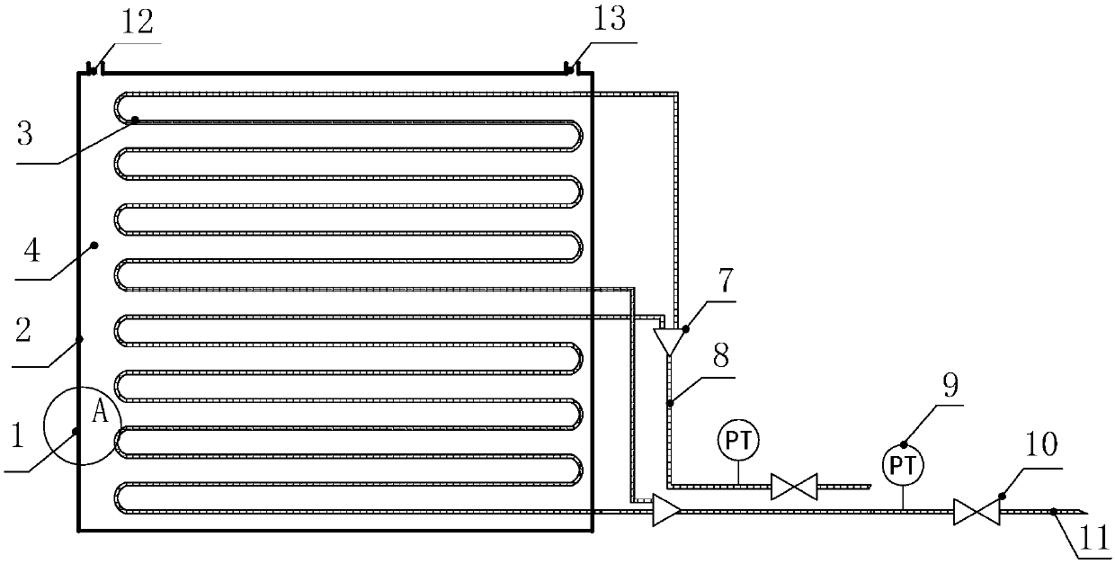 Water heat accumulation defrosting type condensation type radiant panel heating device