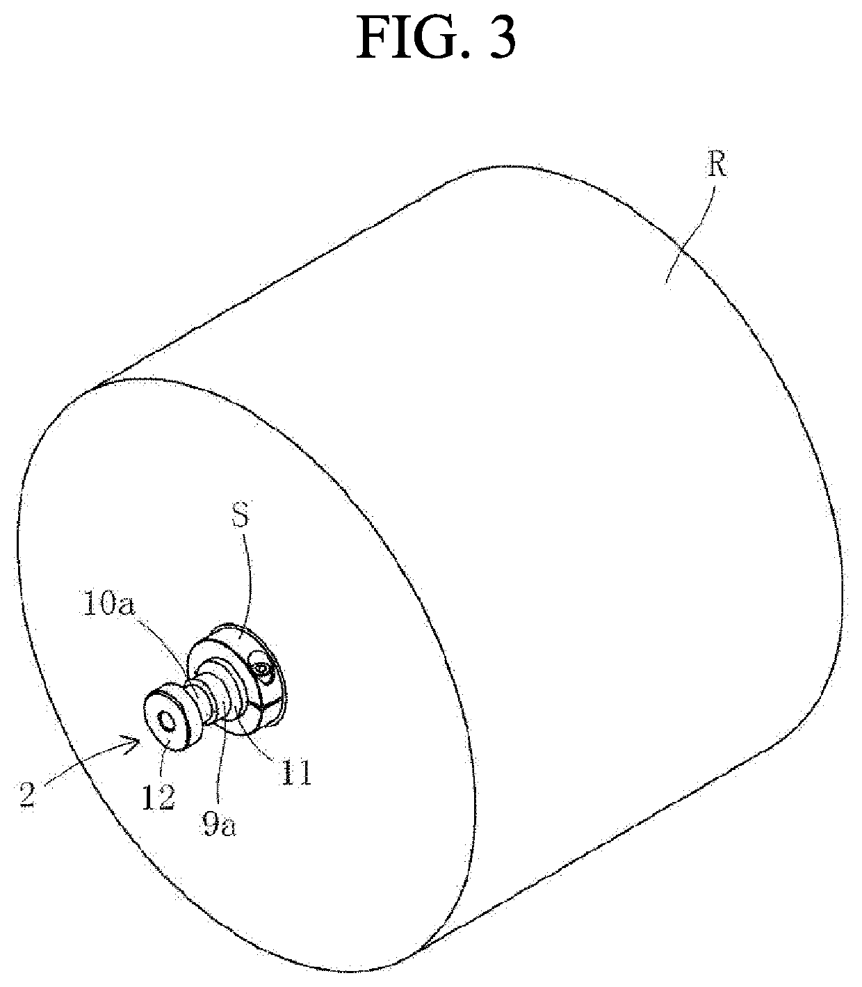 Roll accommodation unit, processing apparatus, and roll setting method