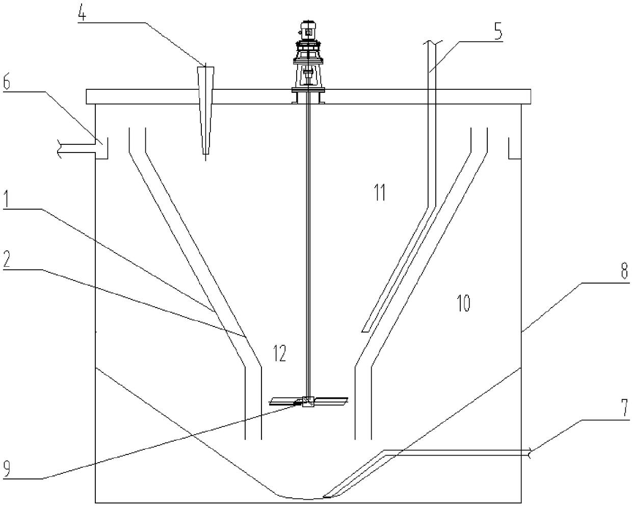 Crystallizer for hydrolyzing carnallite to prepare potassium chloride