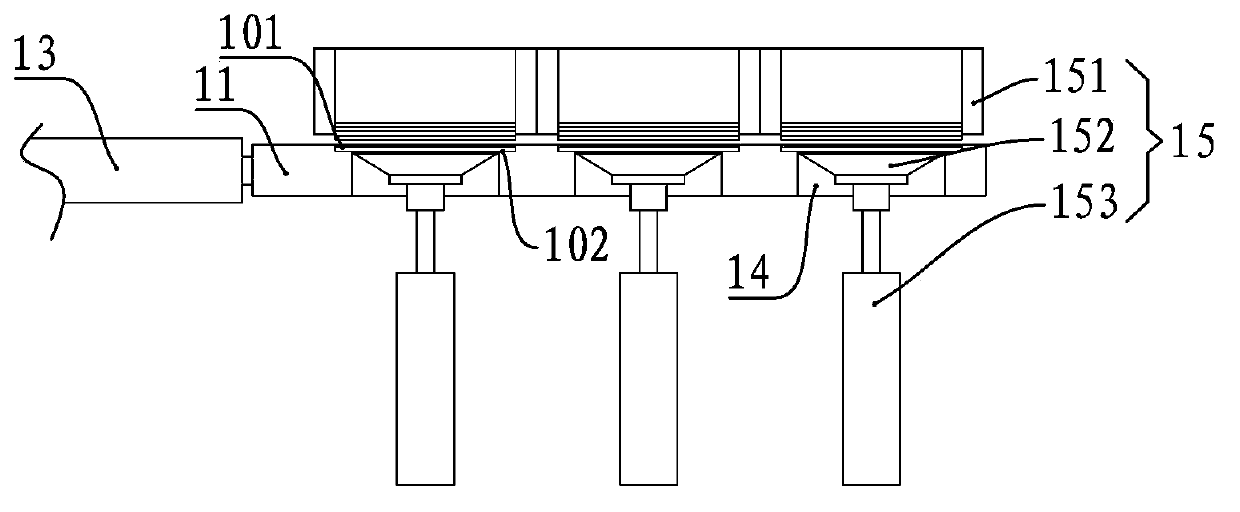 Detecting device and detecting method