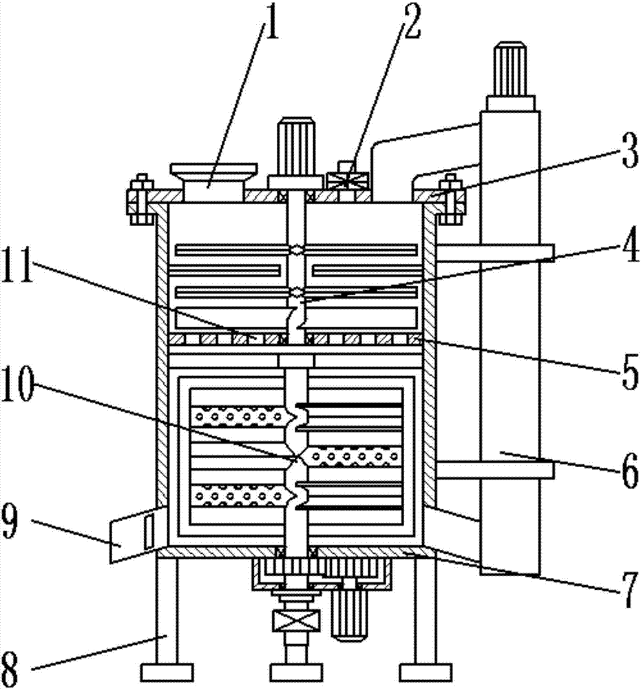 Brewer's grain vertical circulating drying device with material crushing function