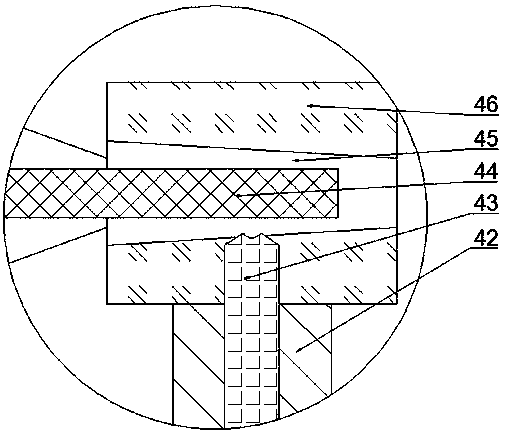 Continuous cotton spun fiber rolling equipment